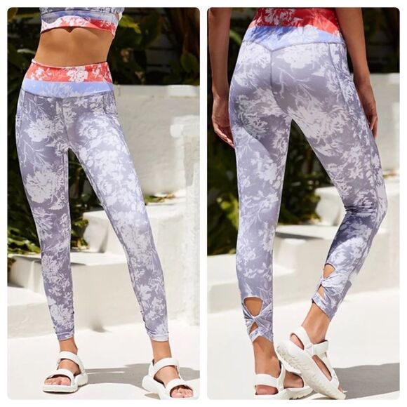 NWT Free People High-Rise Ankle Printed Wave Rider Leggings - Picture 1 of 14